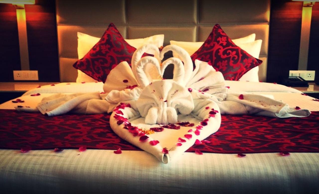 Continent Hotel Nawanshahr Nawāshahr Eksteriør bilde